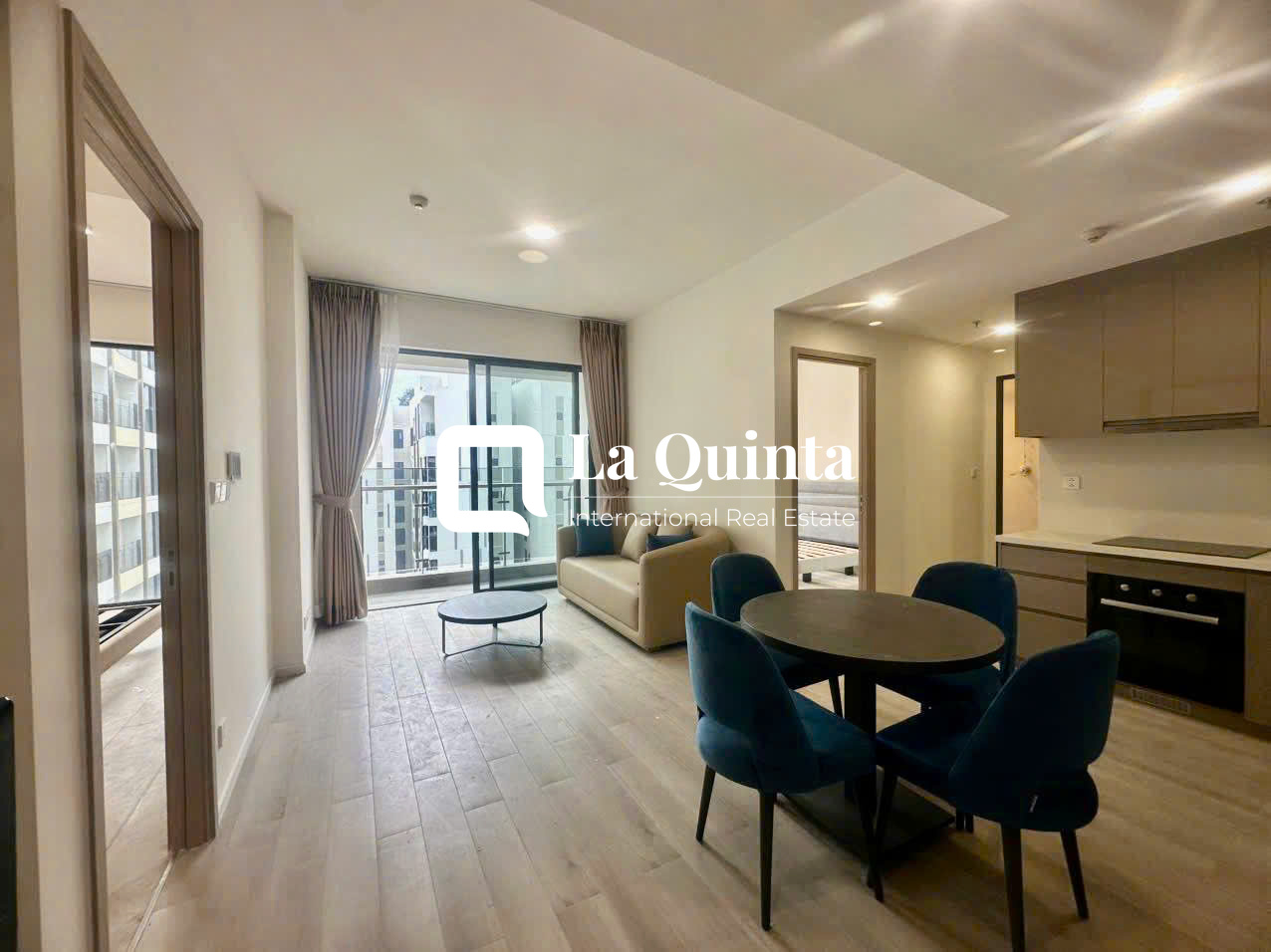 2BR APARTMENT FOR RENT AT MASTER CENTRE POINT WITH INTERNAL AREA VIEW IN DISTRICT 9 – AVAILABLE NOW