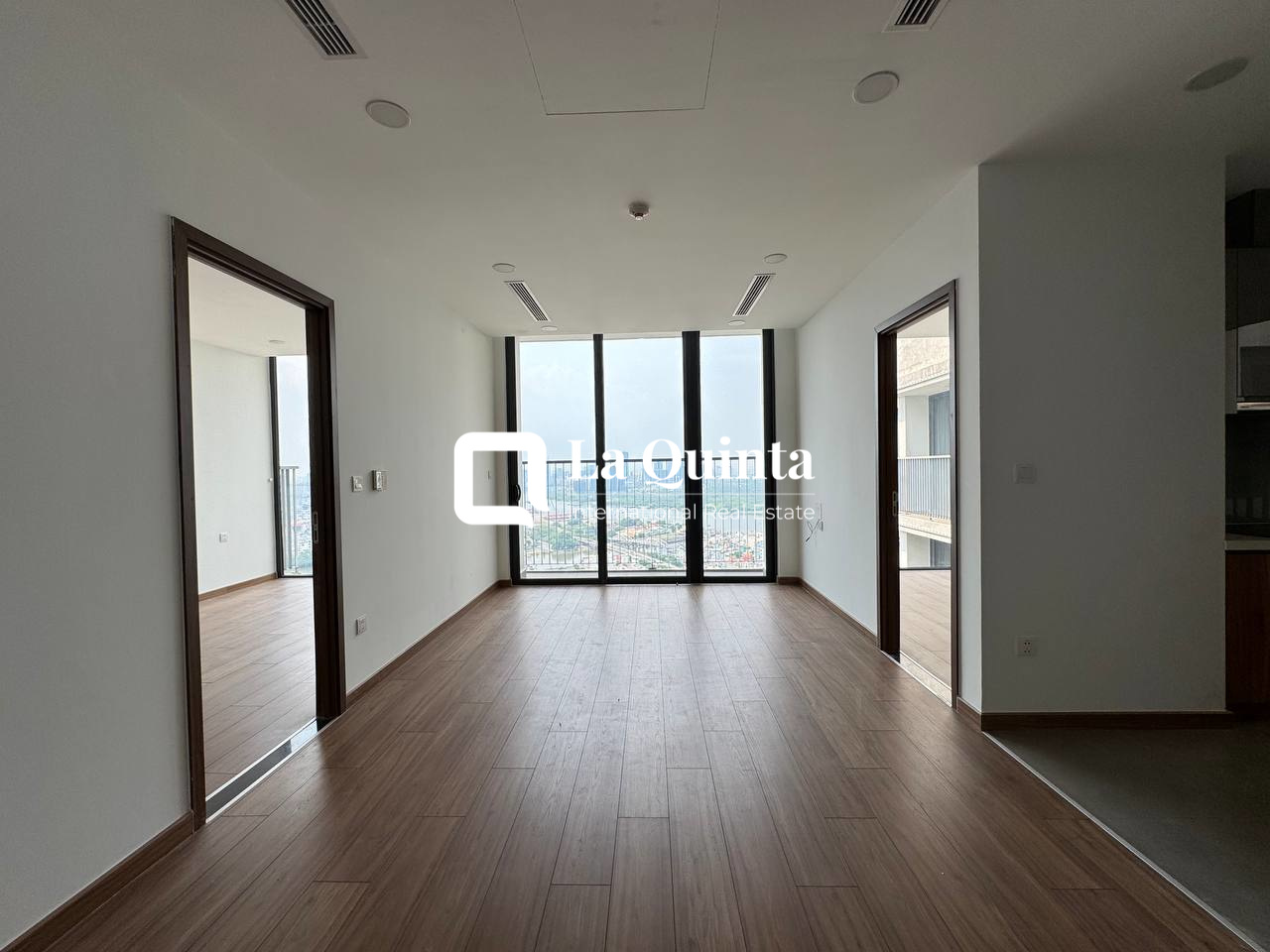 [RENTED] 2 BR APARTMENT FOR RENT AT ECO GREEN SAI GON WITH HIGH-FLOOR VIEW IN DISTRICT 7