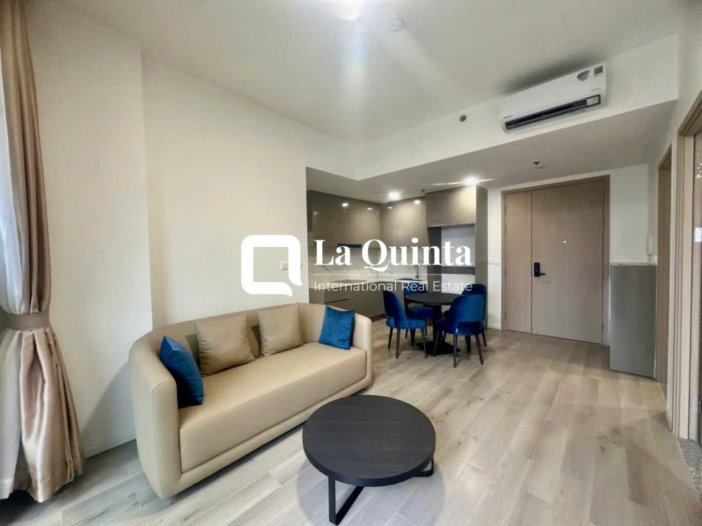 apartment for rent - living room