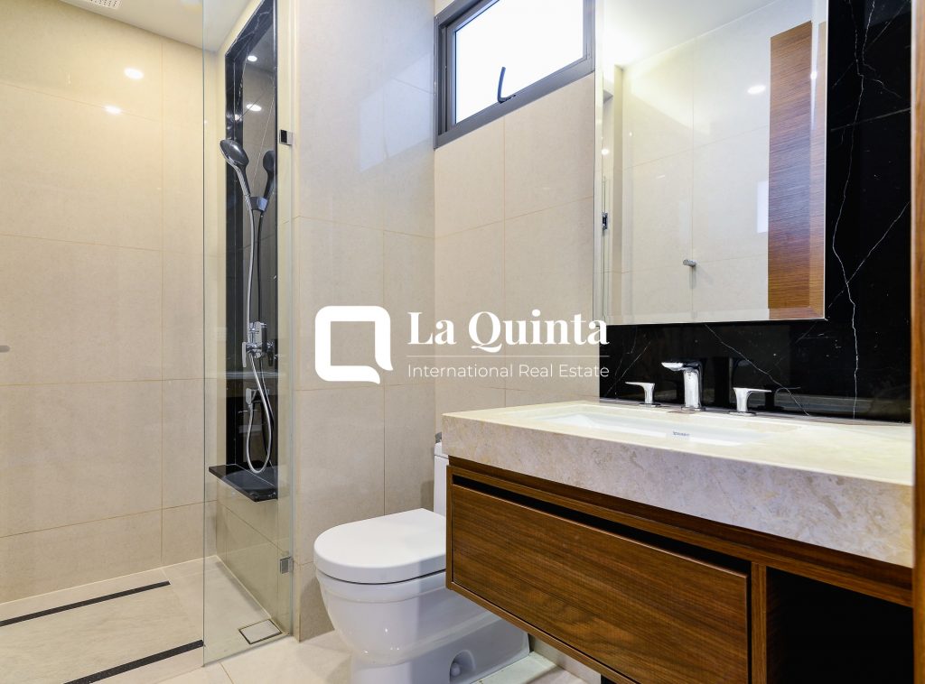 apartment for rent - bathroom