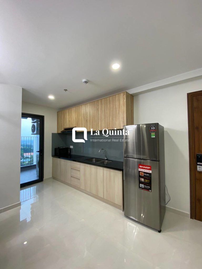 unit for lease - kitchen