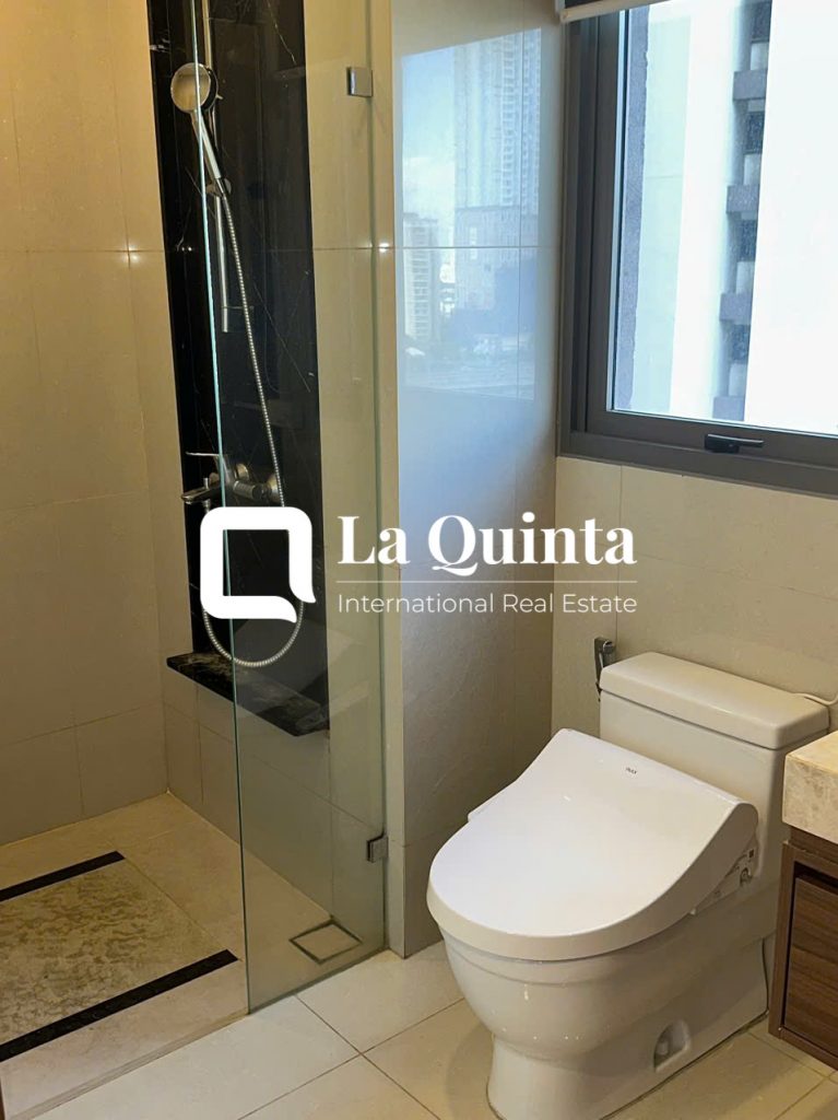 apartment for rent - bathroom