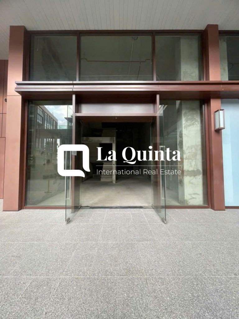 shophouse for rent - front