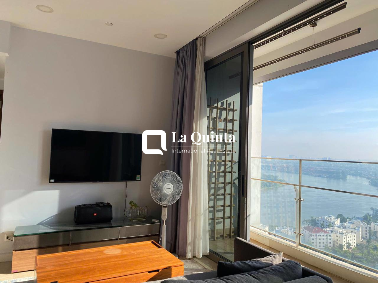 2BR APARTMENT FOR RENT AT NASSIM THAO DIEN WITH RIVER VIEW IN DISTRICT 2 – AVAILABLE NOW