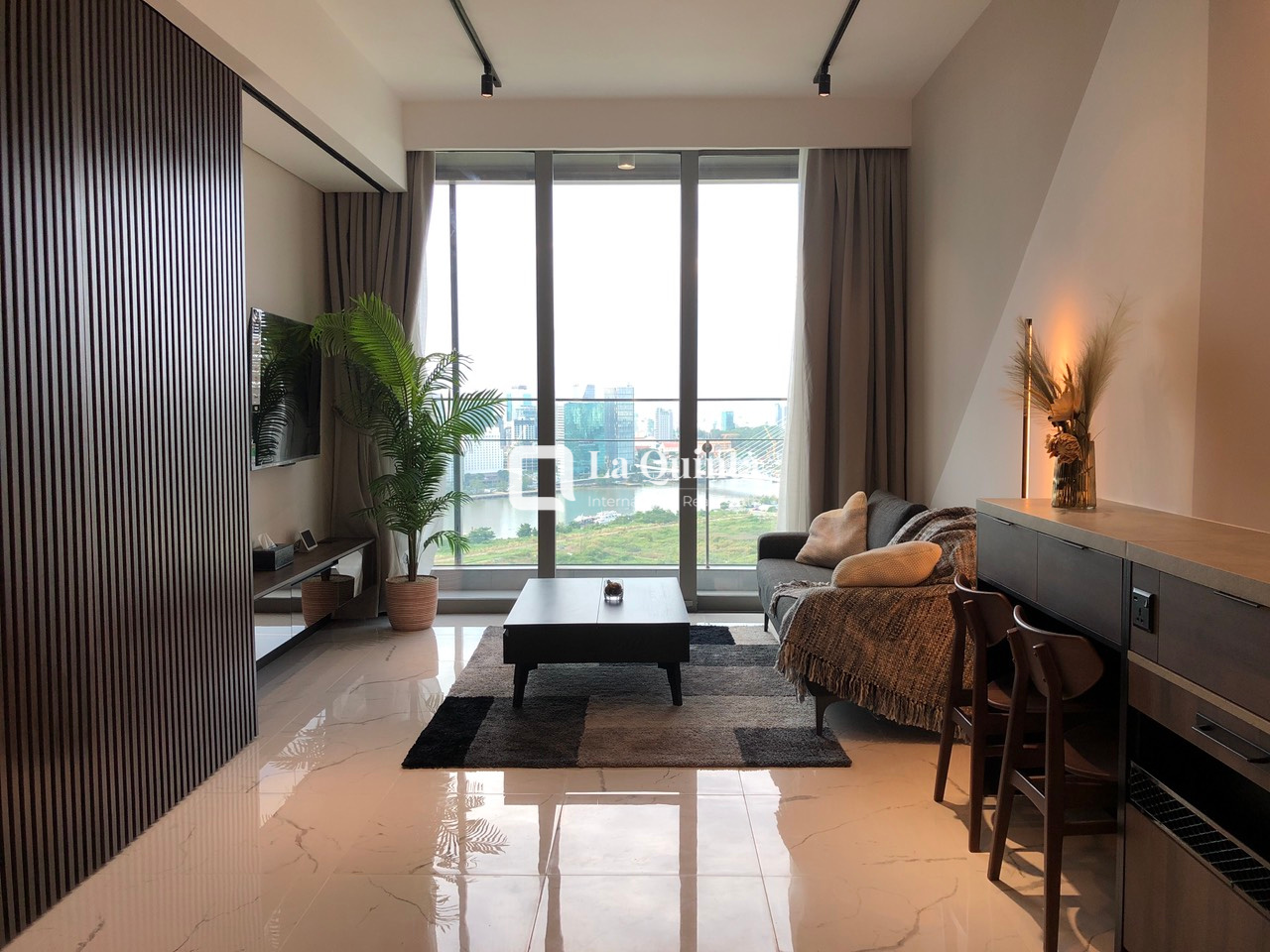 [AVAILABLE] 1 BEDROOM APARTMENT FOR RENT AT EMPIRE CITY WITH CITY VIEW – DISTRICT 2