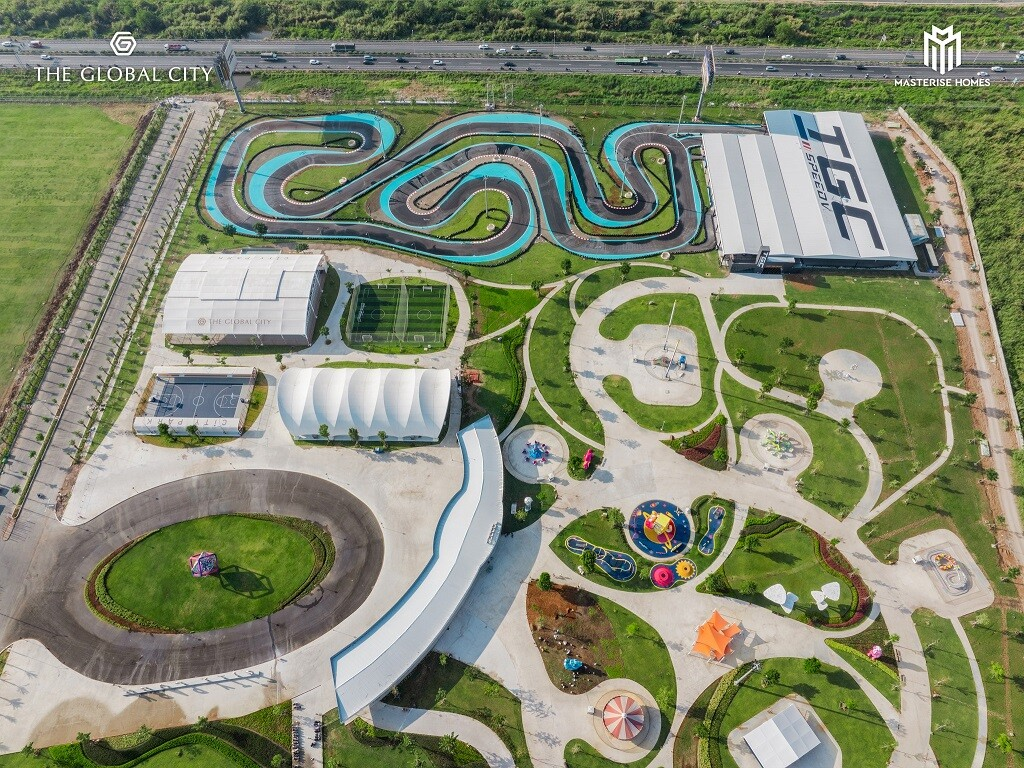 The Global city's Kart Road