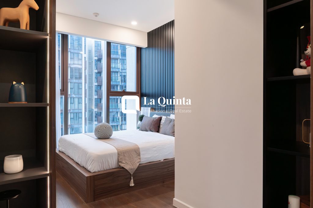 The Galleria - The Metropole apartment bedroom