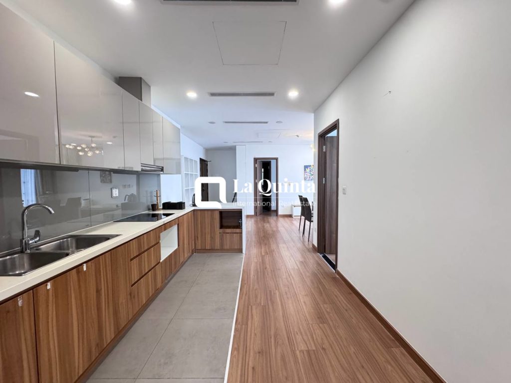 3BR ECO GREEN SAIGON APARTMENT KITCHEN