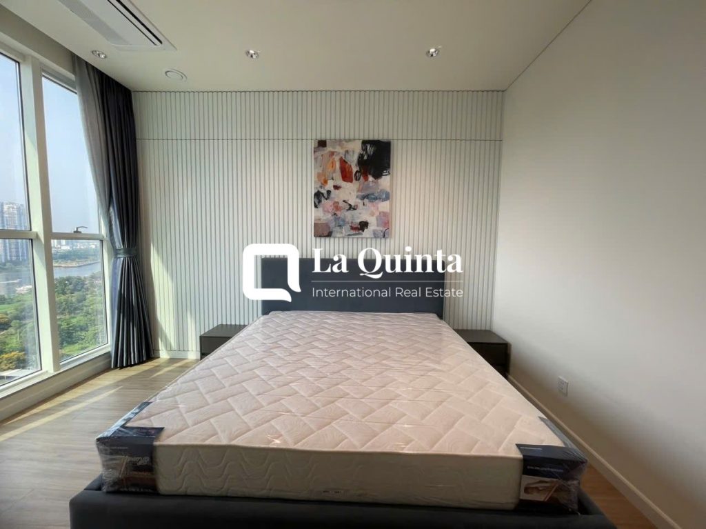2-bedroom apartment the zeit river bedroom 1
