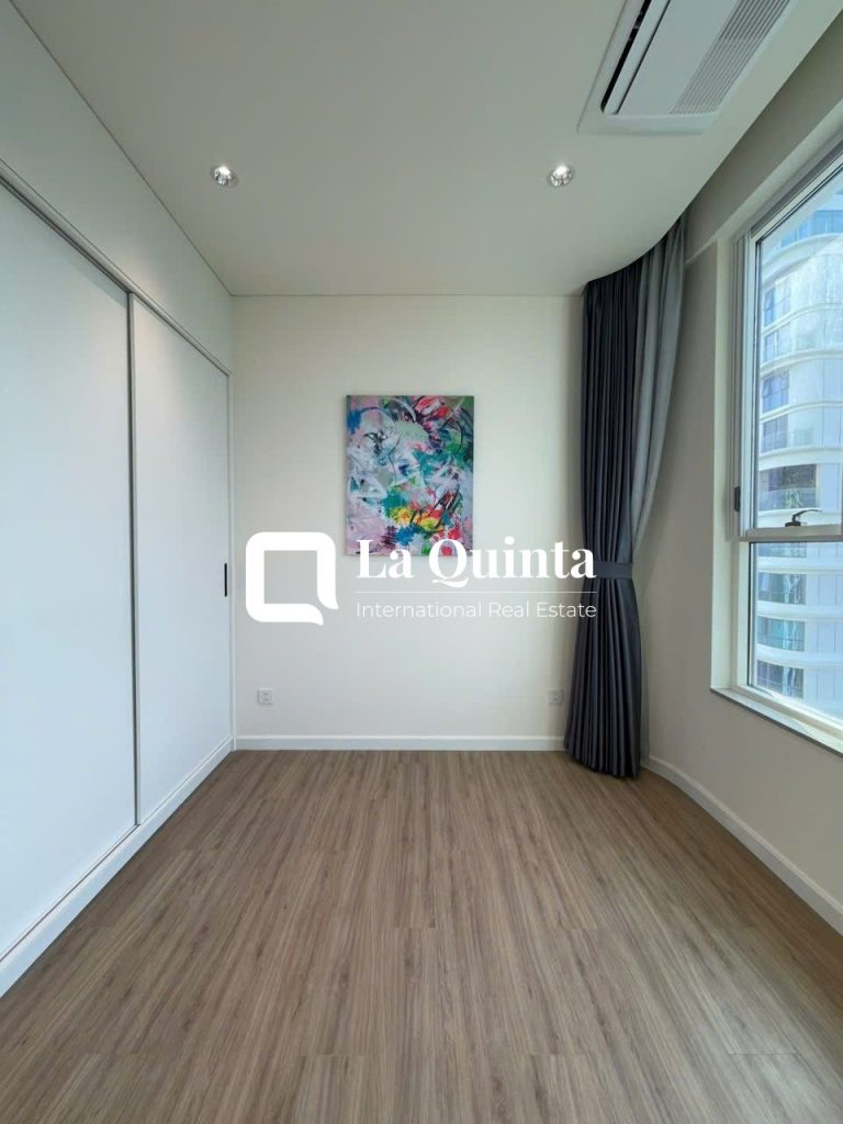 2-bedroom apartment the zeit river bedroom 2