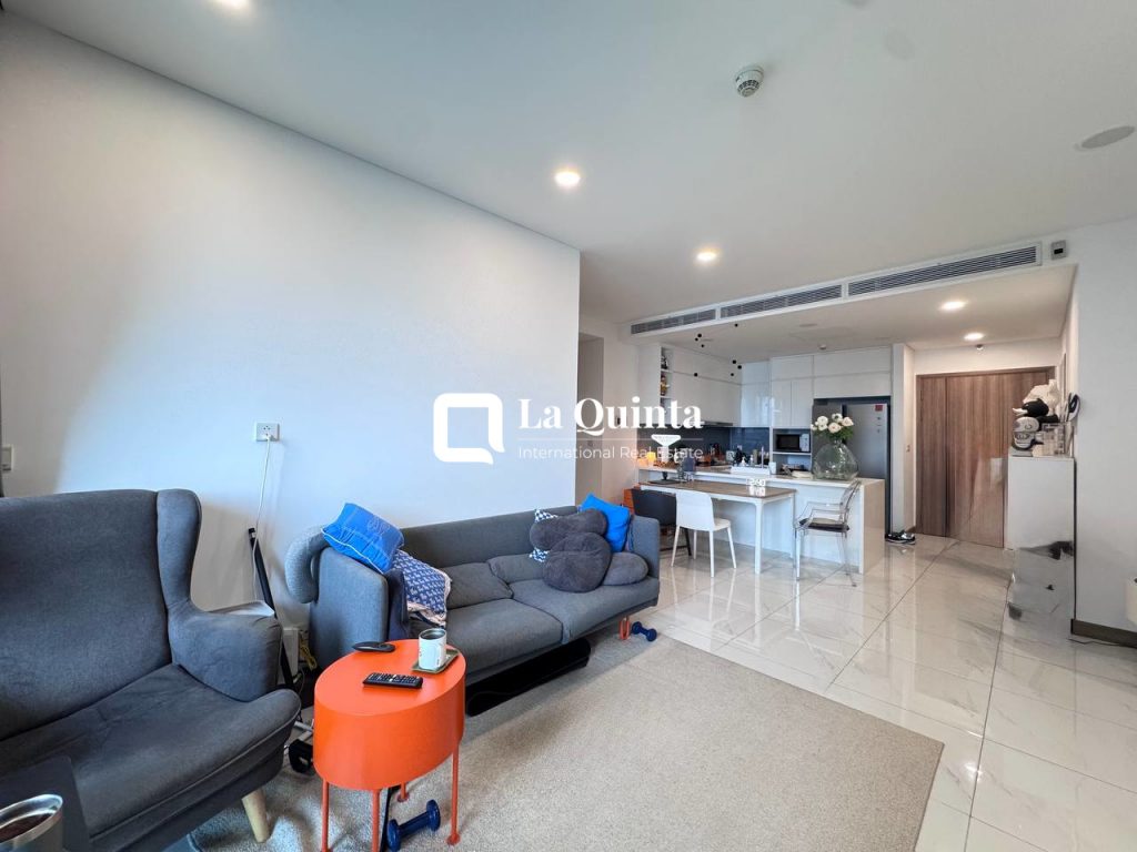 2BR Sunwah Pearl livingroom