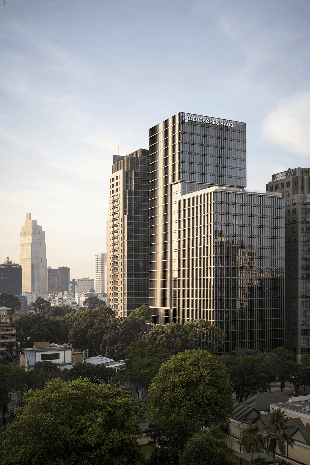 GRADE A OFFICE HCMC 2026: WHY GLOBAL CORPORATIONS ARE ANCHORING HERE