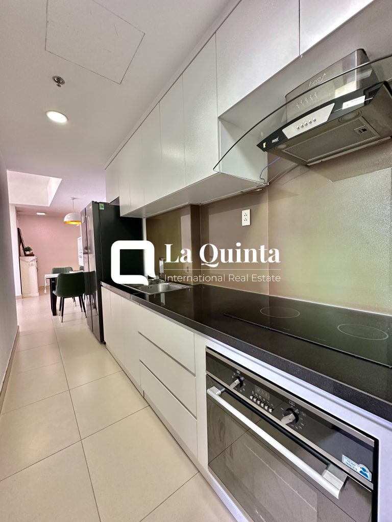 Masteri Thao Dien apartment kitchen