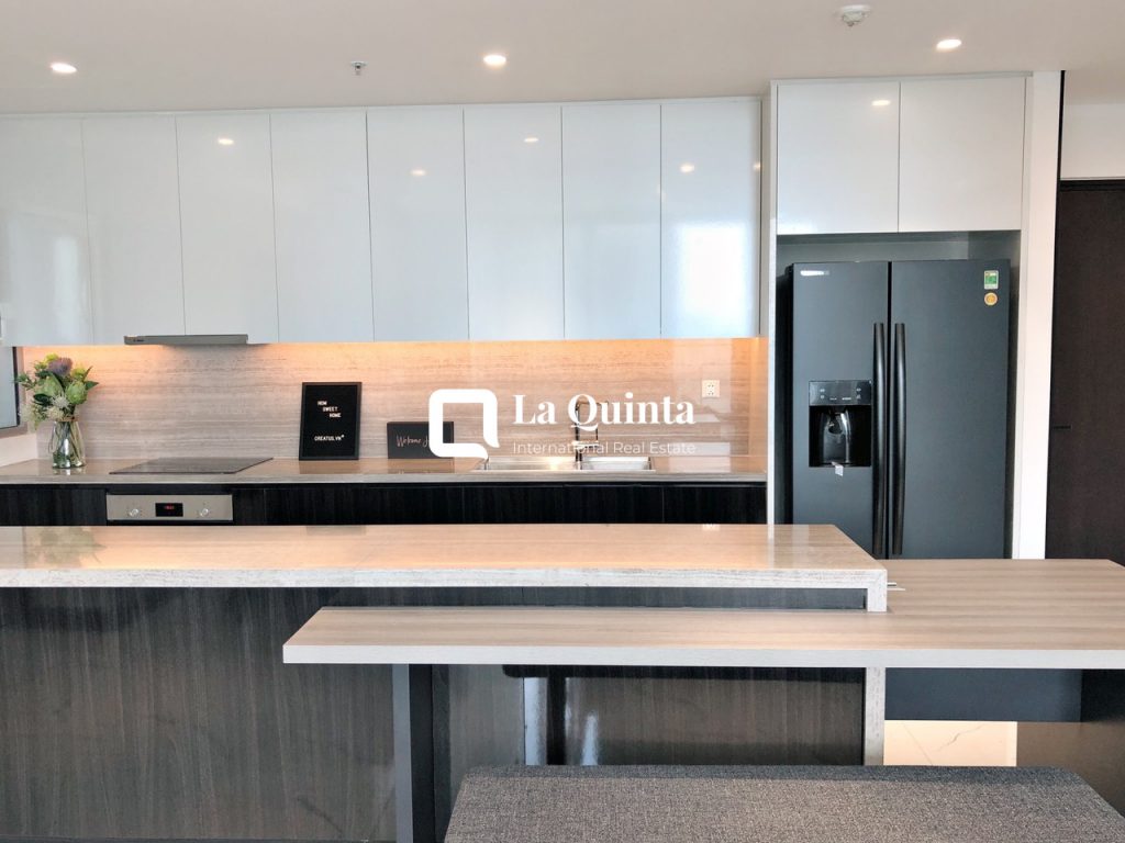 3BR apartment at Empire City