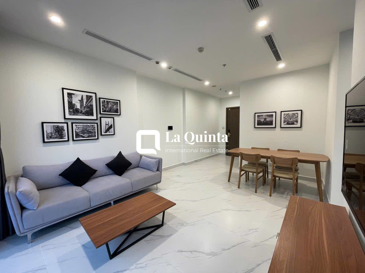 [AVAILABLE] 2BR APARTMENT AT VINHOMES GRAND PARK FOR RENT WITH RIVER VIEW – DISTRICT 9