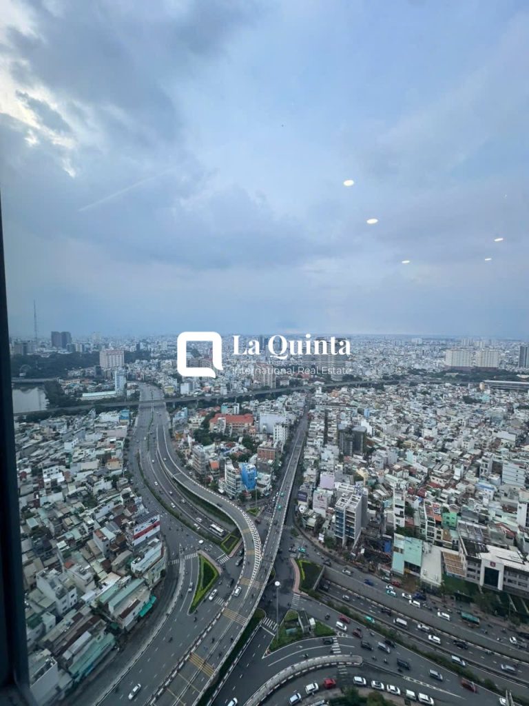 1-bedroom Sunwah Pearl apartment view