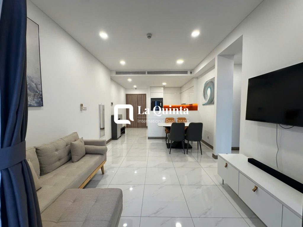 1-bedroom Sunwah Pearl apartment livingroom